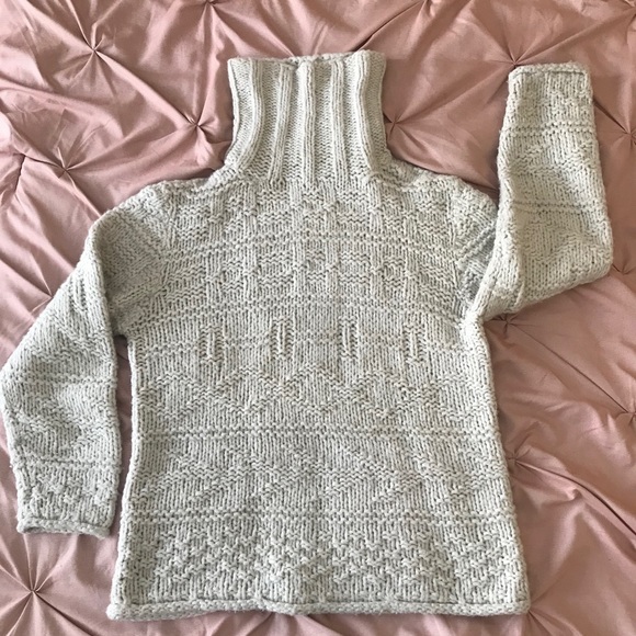 Women’s MODA International Turtleneck Sweater - Picture 2 of 7